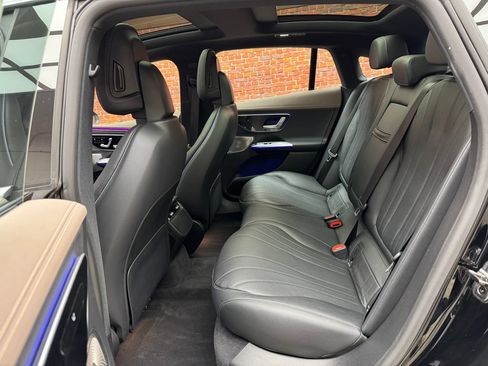Certified 2023 Mercedes-Benz EQE 500 4MATIC Sedan image 23