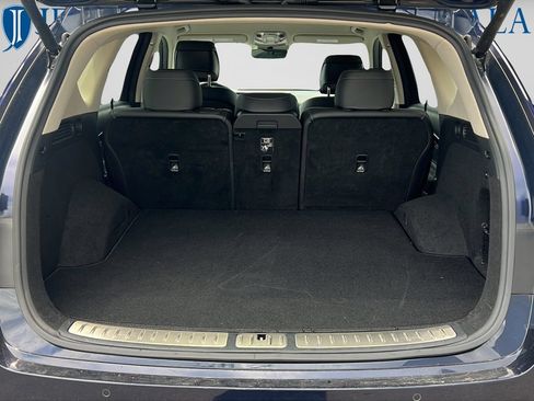 Used 2025 Genesis GV80 2.5T Standard AWD/4WD image 9