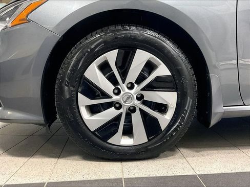 Used 2020 Nissan Altima 2.5 S AWD/4WD image 7