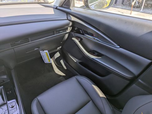 New 2026 MAZDA CX-30 2.5 Turbo w/ Premium Plus Pkg image 18