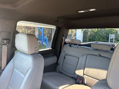 Used 2023 Chevrolet Silverado 2500 LTZ AWD/4WD image 17