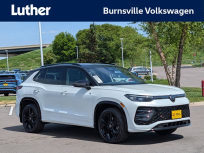 Used 2025 Volkswagen Tiguan SE R-Line