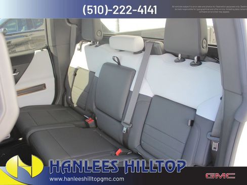 New 2024 GMC Hummer EV 2X w/ Extreme Off-Road Package AWD/4WD image 12