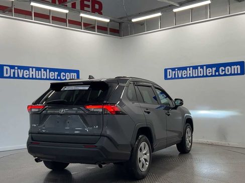 Used 2019 Toyota RAV4 LE w/ Carpet Mat Package FWD image 7