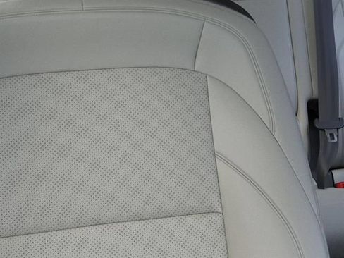 New 2026 Lincoln Nautilus Premier AWD/4WD image 16