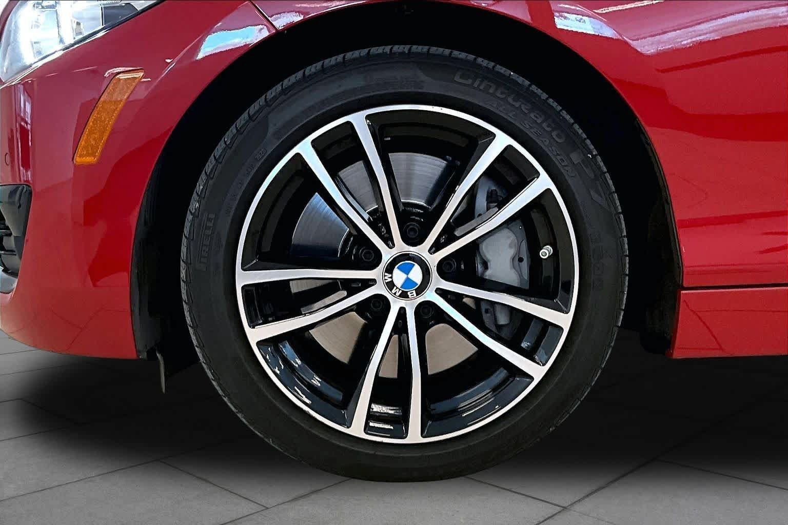 Used 2021 BMW 230i Coupe w/ Convenience Package RWD image 9