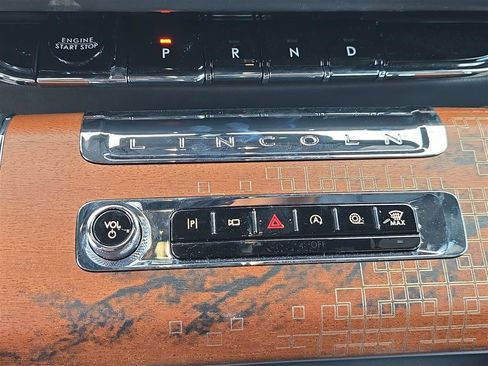 New 2025 Lincoln Aviator Black Label w/ Black Label Special Edition AWD/4WD image 21