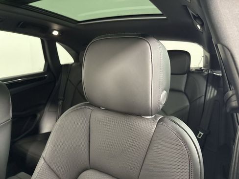 New 2026 Porsche Macan image 41