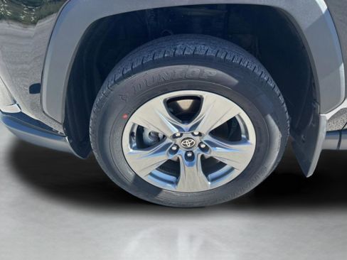 Used 2024 Toyota RAV4 XLE w/ Convenience Package FWD image 42