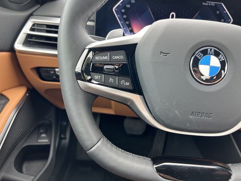 Certified 2025 BMW 330i Sedan RWD image 19