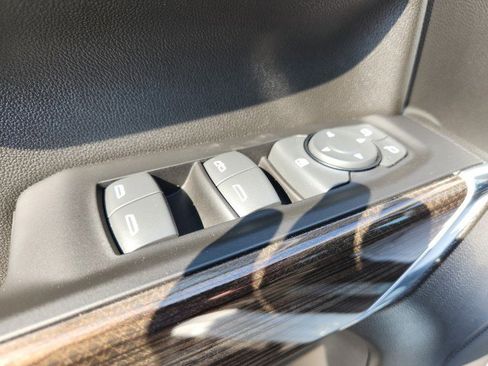 Used 2022 Chevrolet Silverado 1500 RST w/ Redline Edition image 33