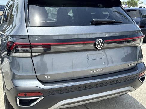 New 2026 Volkswagen Taos SE AWD/4WD image 10