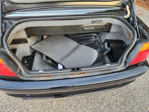 Used 2001 BMW 330Ci Convertible image 40