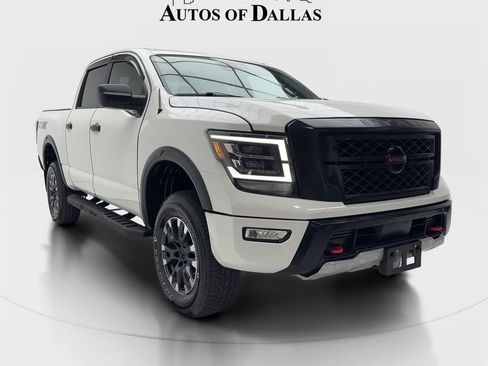 Used 2021 Nissan Titan PRO-4X AWD/4WD image 2