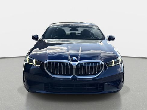 Used 2026 BMW 530i xDrive image 8