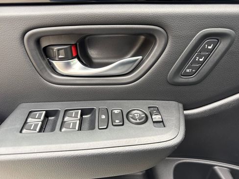 Certified 2025 Honda Pilot EX-L image 14