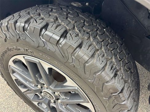 Used 2023 Toyota Tundra Limited w/ Power Package image 8