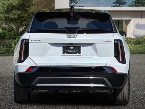 New 2026 Cadillac Optiq Sport 1 w/ LPO, Floor Liner Package AWD/4WD image 5
