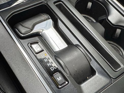 Certified 2021 Ford F150 Platinum w/ Equipment Group 701A High image 37