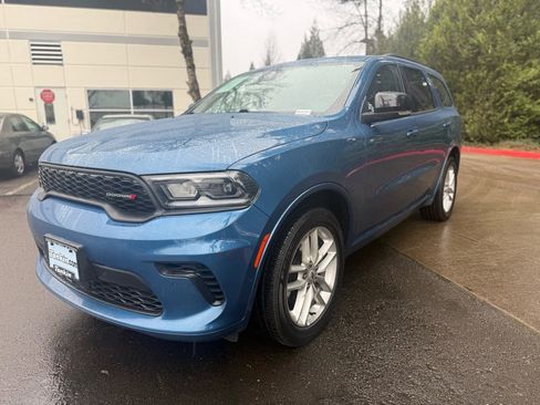 Used 2025 Dodge Durango GT image 4