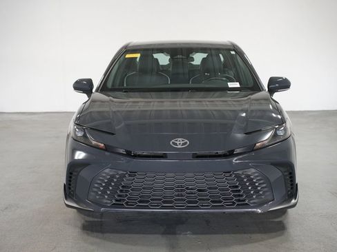 Certified 2025 Toyota Camry SE image 2