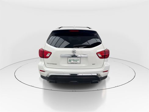 Used 2020 Nissan Pathfinder SV image 7