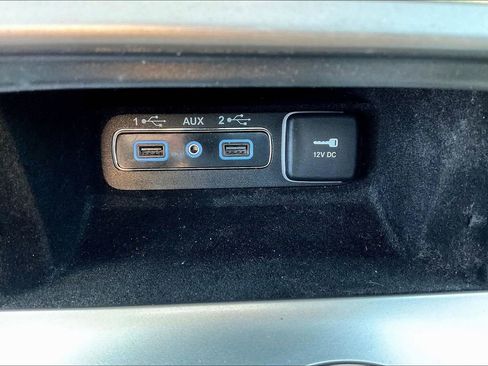 Used 2019 Jeep Grand Cherokee Limited image 24