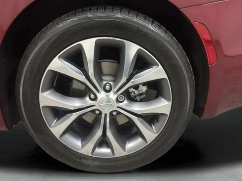 Used 2017 Chrysler Pacifica Limited FWD image 31