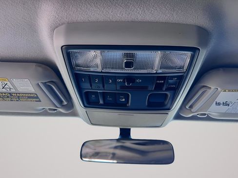 Used 2013 Toyota 4Runner SR5 w/ Convenience Pkg image 32