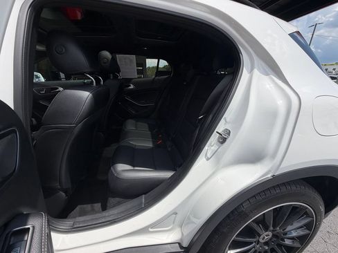 Used 2019 Mercedes-Benz GLA 250 4MATIC image 28