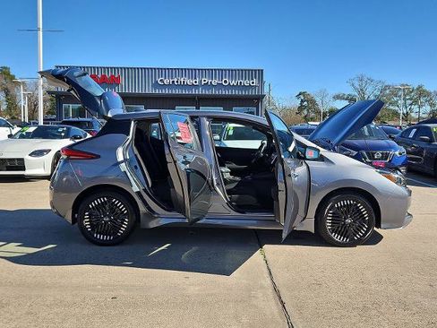 Used 2024 Nissan Leaf SV Plus image 13