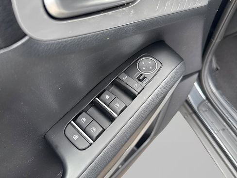 Used 2023 Kia Soul LX w/ LX Technology Package FWD image 19