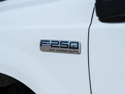Used 2006 Ford F250 XLT image 31