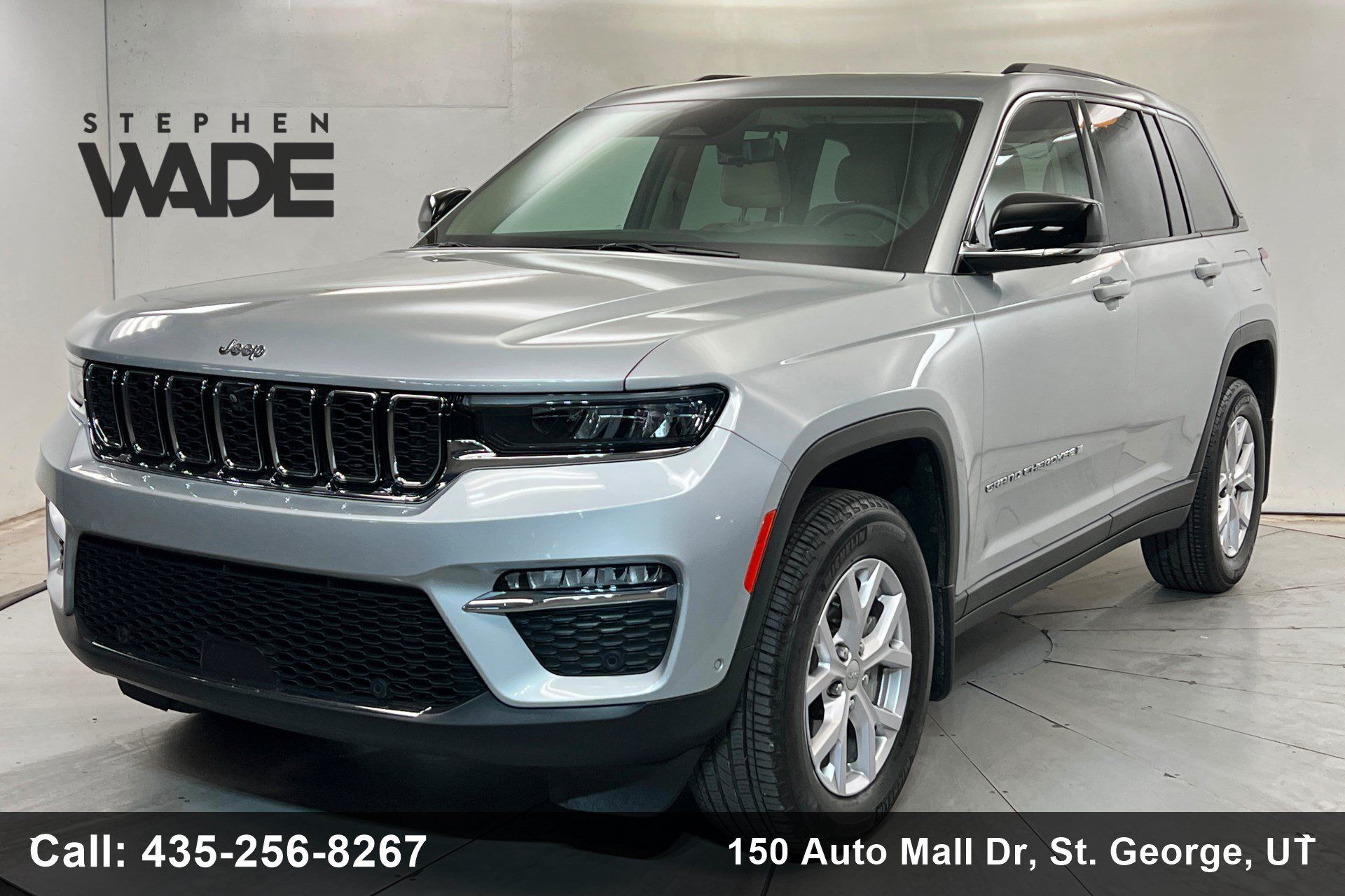 Used 2022 Jeep Grand Cherokee Limited w/ Luxury Tech Group II AWD/4WD image 1