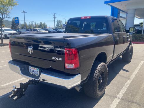 Used 2014 RAM 2500 Tradesman w/ Chrome Appearance Group AWD/4WD image 4