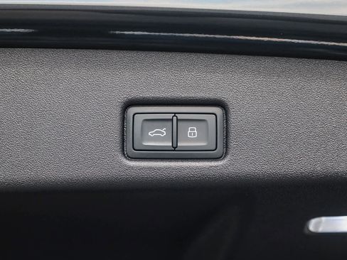 New 2025 Audi Q5 Premium image 41