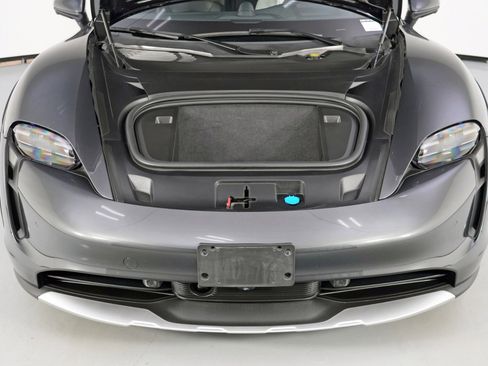 Used 2023 Porsche Taycan 4S w/ Technology Package image 8