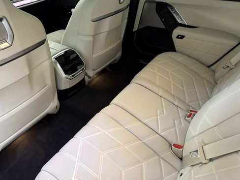 New 2026 BMW i7 eDrive50 w/ M Sport Package image 22