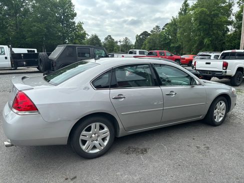 Used 2007 Chevrolet Impala LTZ FWD image 2