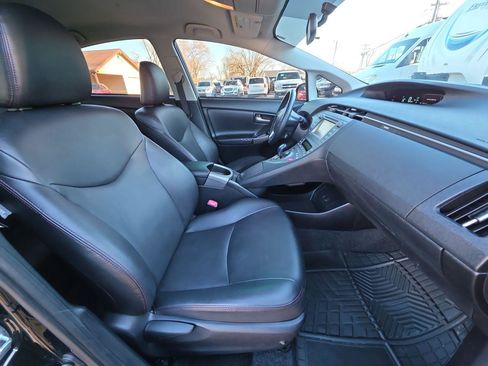 Used 2013 Toyota Prius Persona Series image 8
