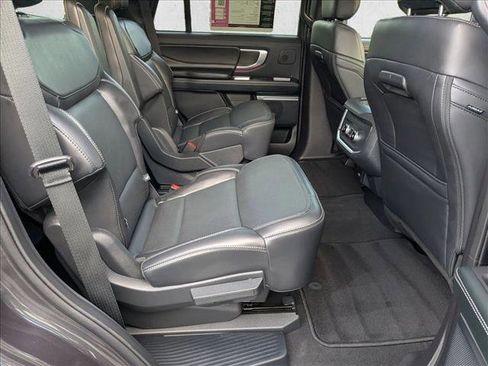 Used 2025 Ford Expedition Platinum w/ Stealth Performance Package image 18