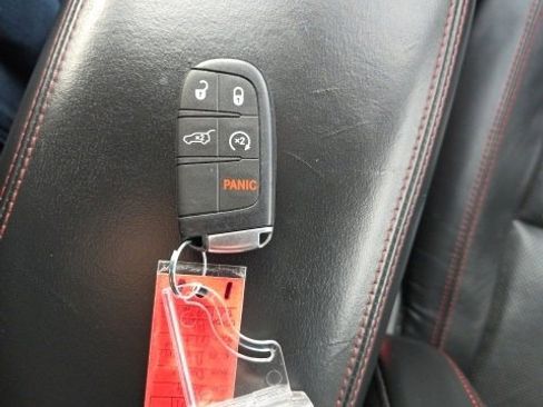 Used 2024 Dodge Durango GT image 14