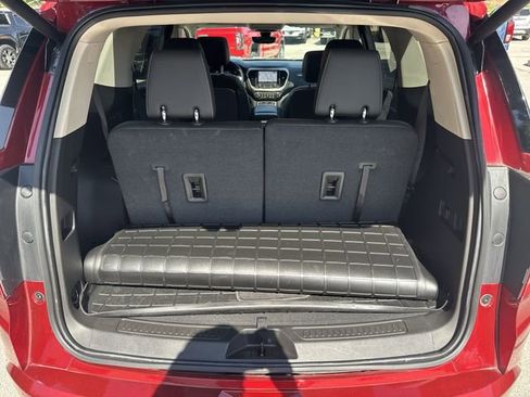 Used 2023 GMC Acadia Denali w/ Denali Ultimate Package AWD/4WD image 27