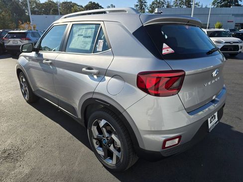 New 2026 Hyundai Venue SEL image 6