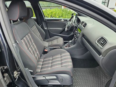 Used 2012 Volkswagen GTI 4-Door FWD image 11