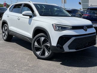 New 2026 Volkswagen Taos SE AWD/4WD video 1
