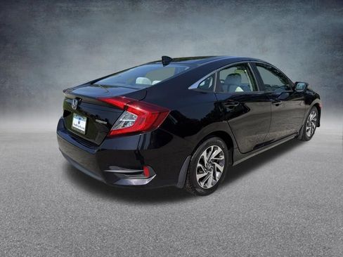 Used 2017 Honda Civic EX image 7