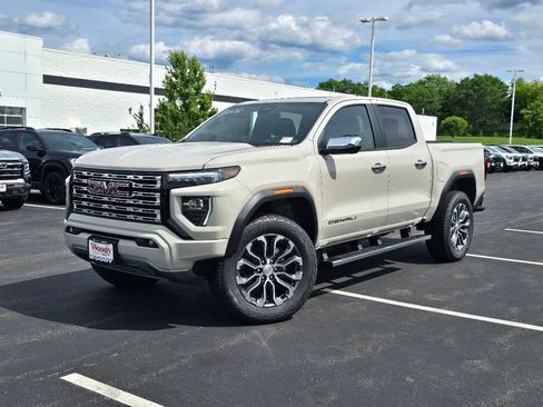 New 2026 GMC Canyon Denali AWD/4WD image 2