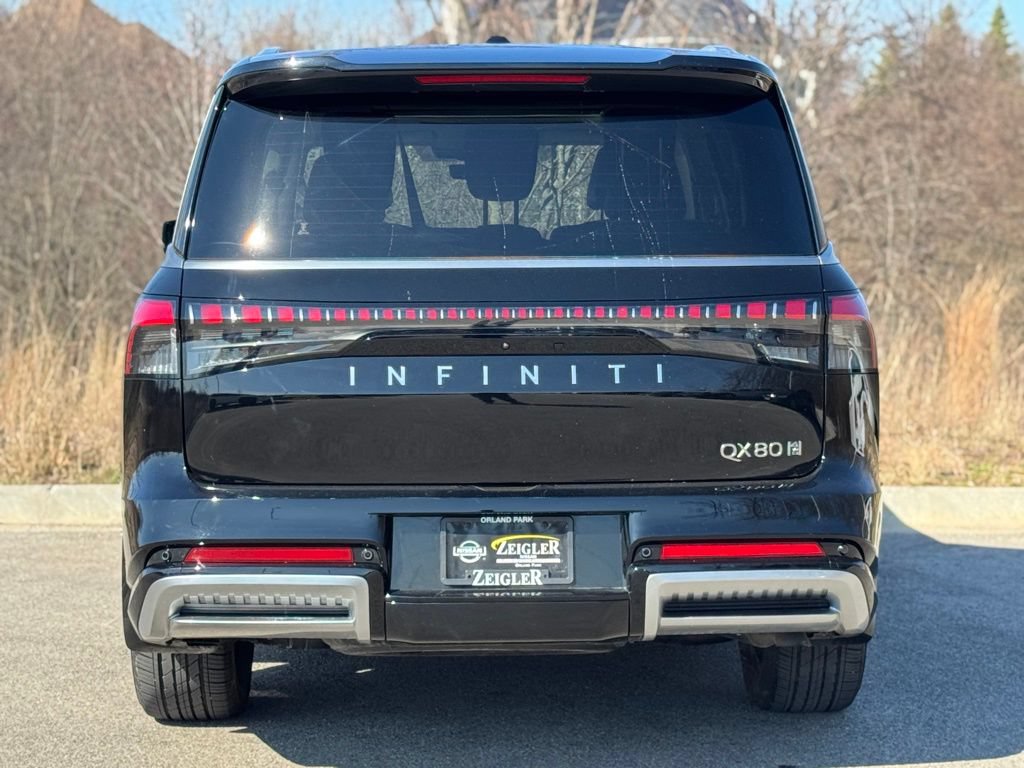 Certified 2026 INFINITI QX80 Luxe w/ Cargo Package AWD/4WD image 5