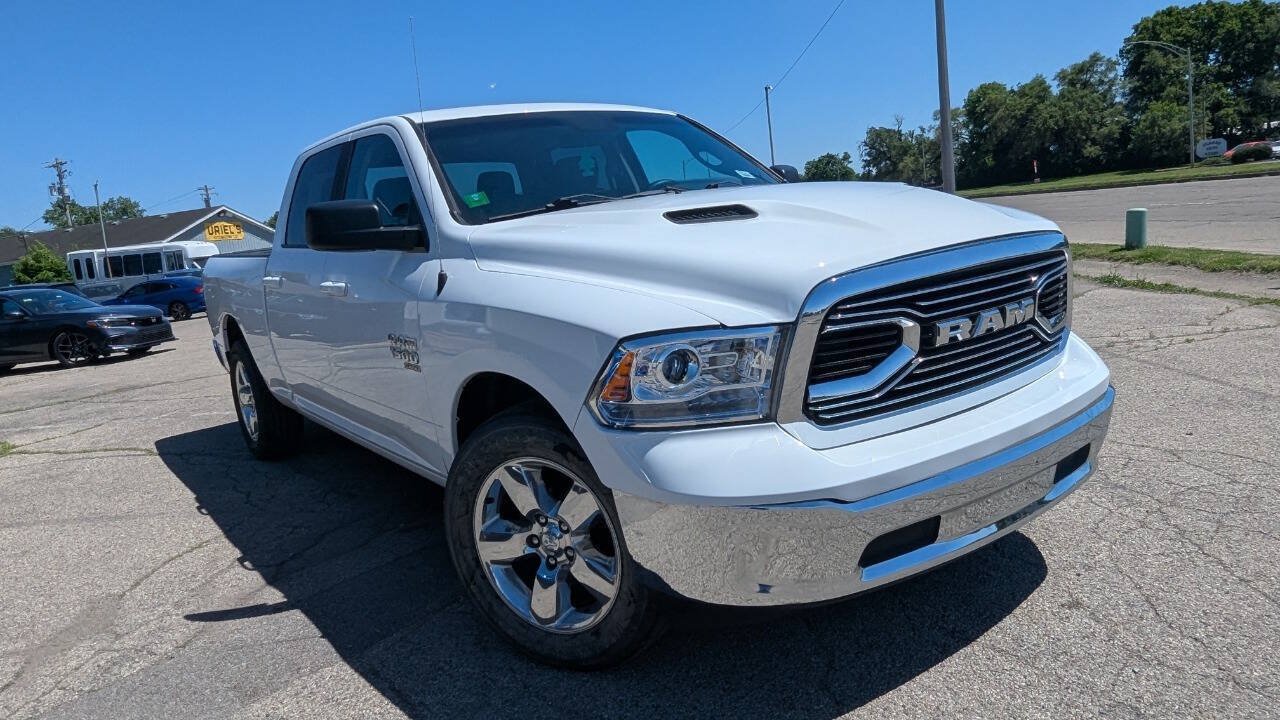 Used 2021 RAM 1500 Classic SLT RWD image 13